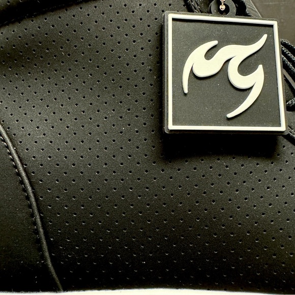 Fuego Dance Hidden Wedge Sneaker - Picture 11 of 14